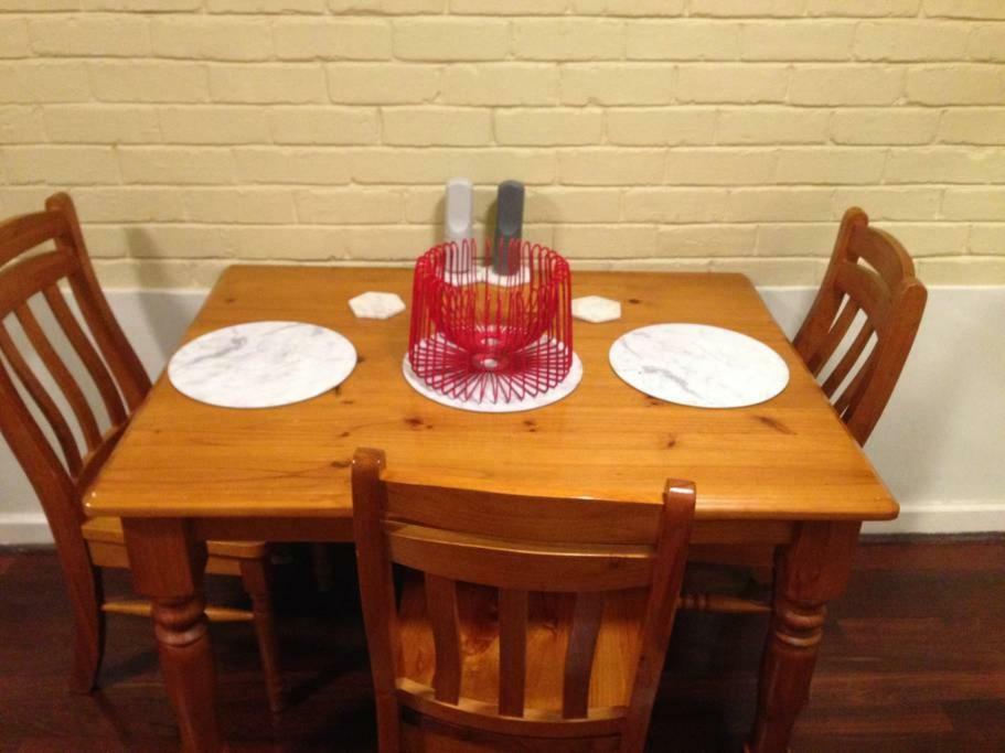 Affordable & Comfortable Apartment On Langley Park Perth Dış mekan fotoğraf